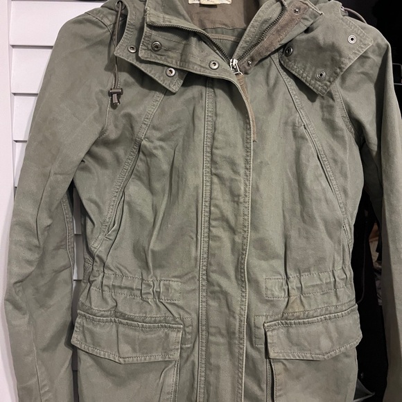 Logg jacket. Size 6. Khaki. - Picture 1 of 4